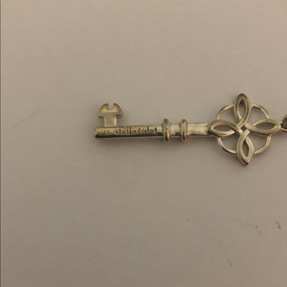 Stella & Dot Sterling Silver (925) Four Point Celtic Knot Key Pendant - Picture 2 of 5